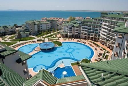 5 Emerald-beach-resort-spa.jpg