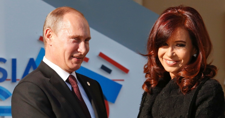 5set2013---a-presidente-argentina-cristina-kirchner-recebe-as-boas-vindas-do-presidente-russo-vladimir-putin-nesta-quinta-feira-5-na-russia-a-chefe-de-[1].jpg