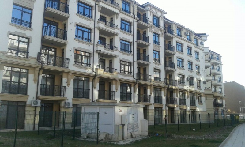 IMG-6f1d39427a3cc6d33bbd3ba40c956618-V.jpg