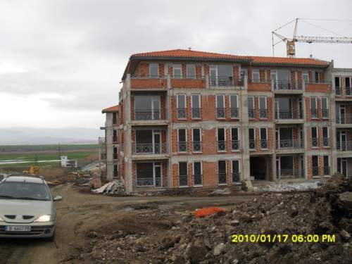 8b3756847536.jpg