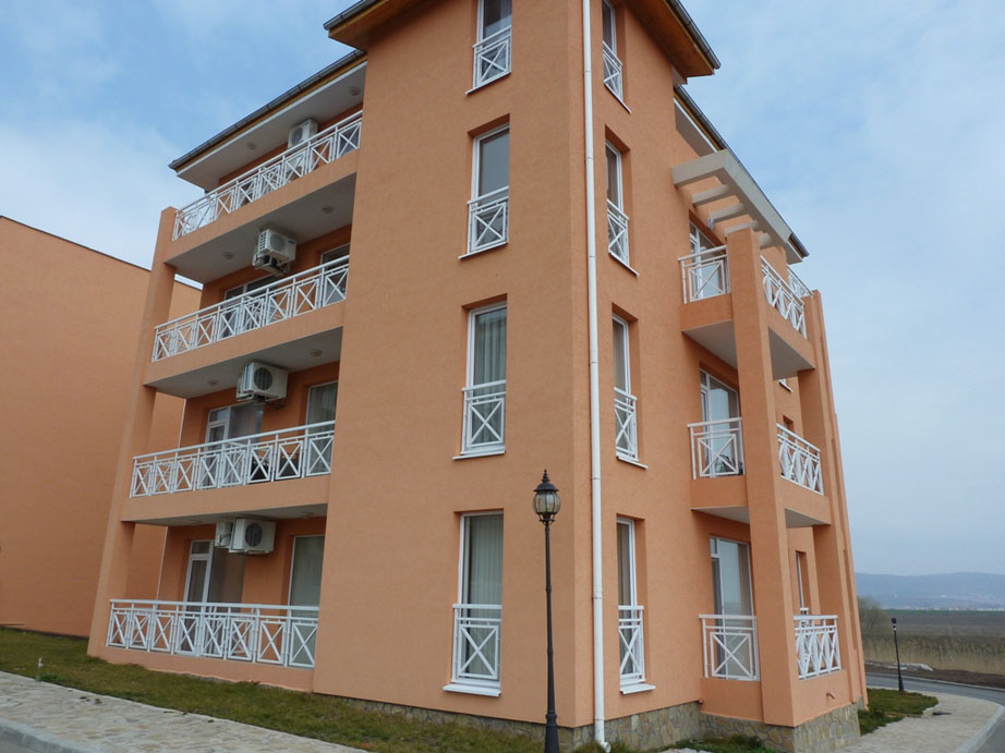 P1050472.jpg